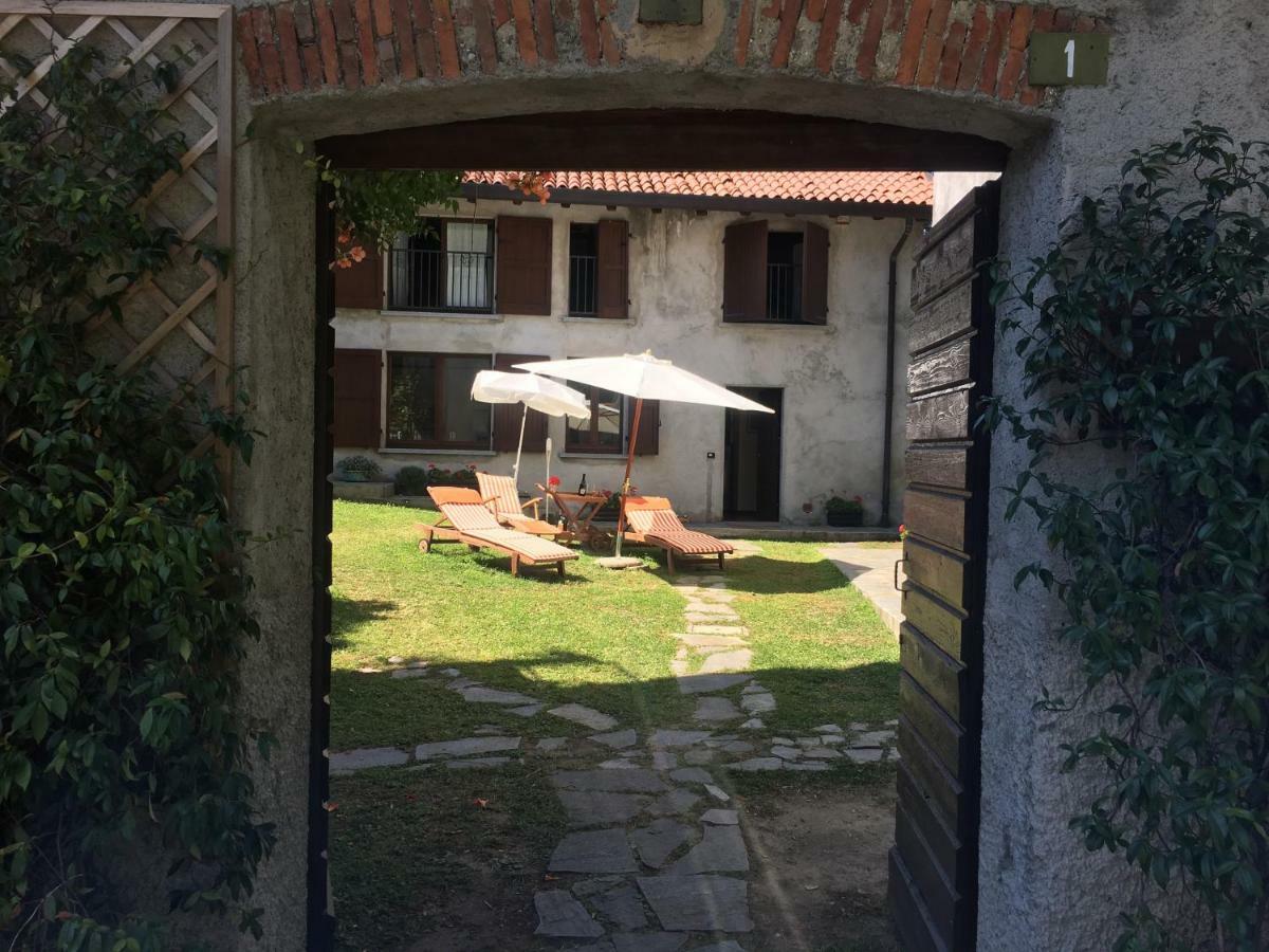 Cascina Cologna Bed & Breakfast Galbiate Exterior photo