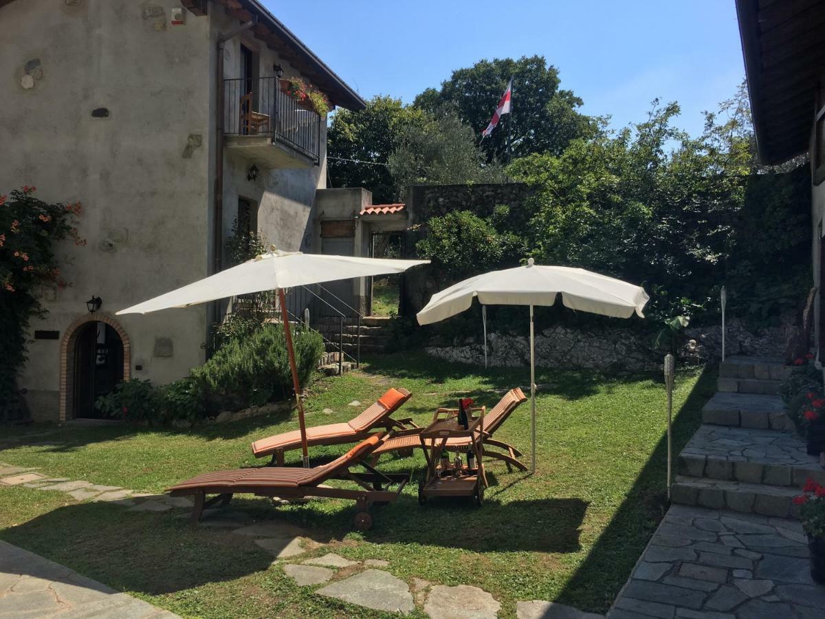 Cascina Cologna Bed & Breakfast Galbiate Exterior photo