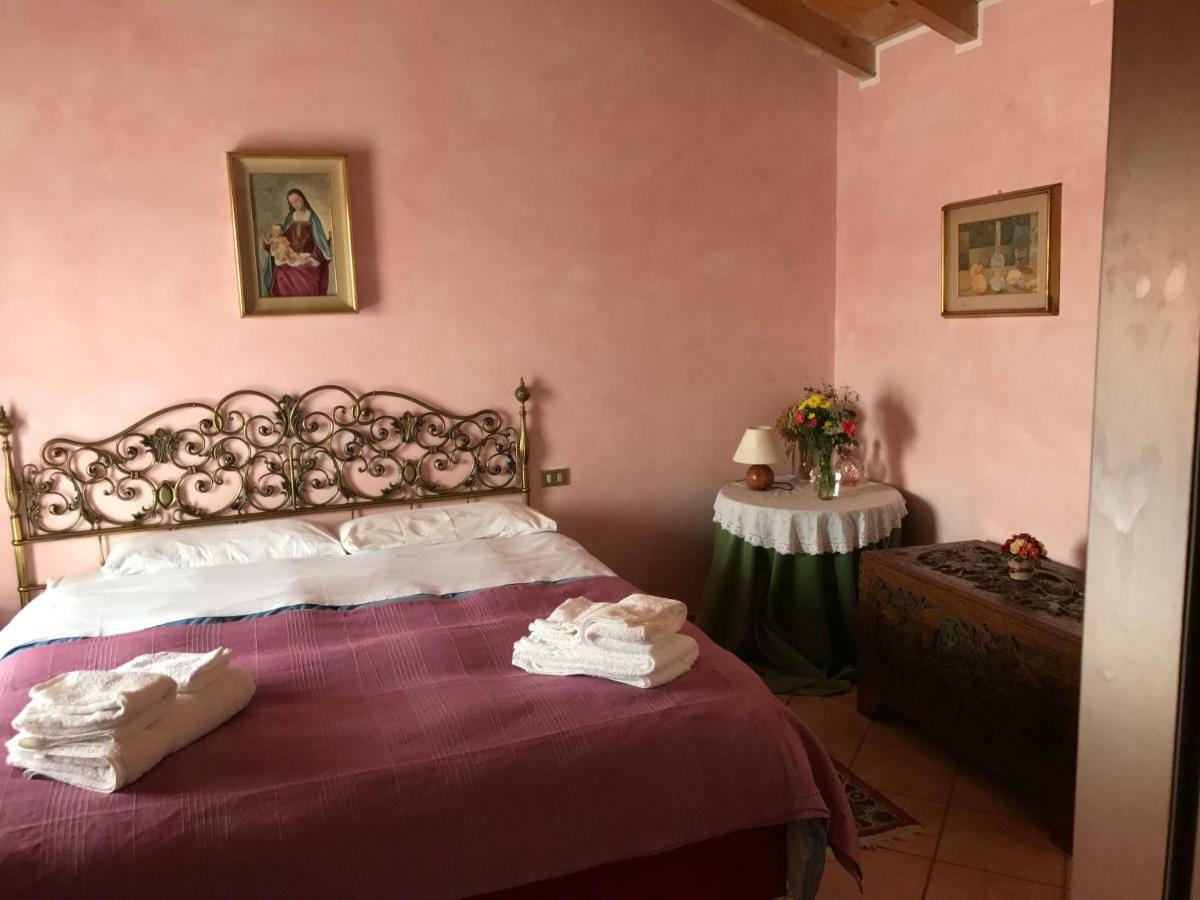 Cascina Cologna Bed & Breakfast Galbiate Exterior photo