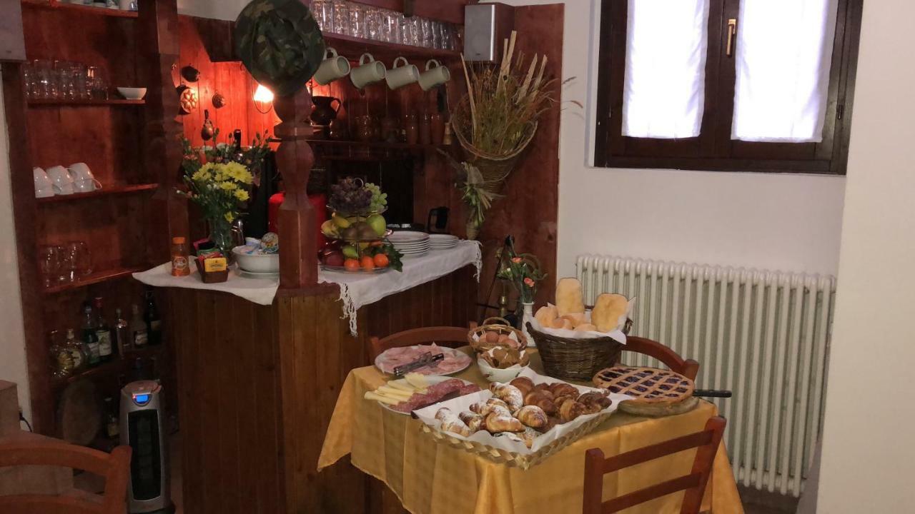 Cascina Cologna Bed & Breakfast Galbiate Exterior photo